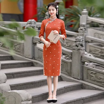 Oranžās Rudens Velūra Qipao Short Sexy Lady Vintage Cheongsams Ķīnas Slavenību Banketa Kleitas Liels Izmērs 3XL Vestidos De Festa